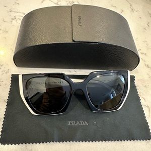 Prada Sunglasses - 15W 09Q-5S0, only wore a few times